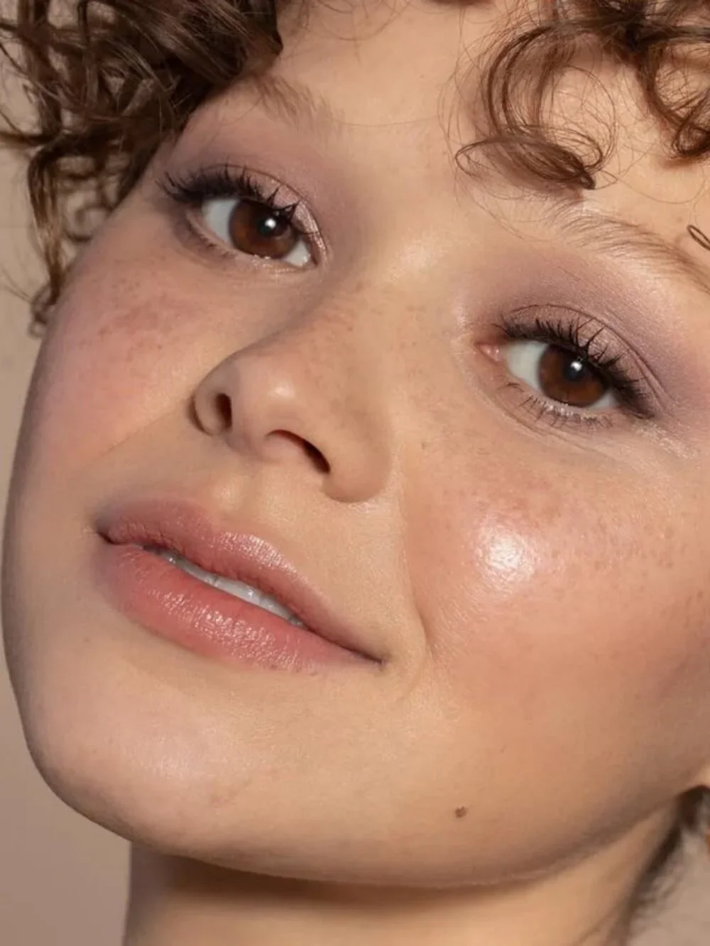 Talc-Free Eyeshadow Palette | Highly Pigmented, Blendable Matte & Metallic